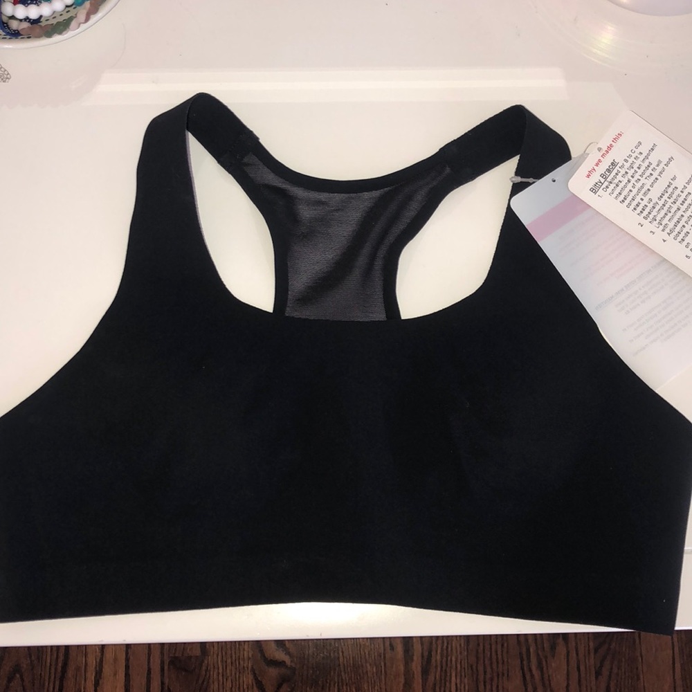 Bitty Bracer Lululemon Sports Bra